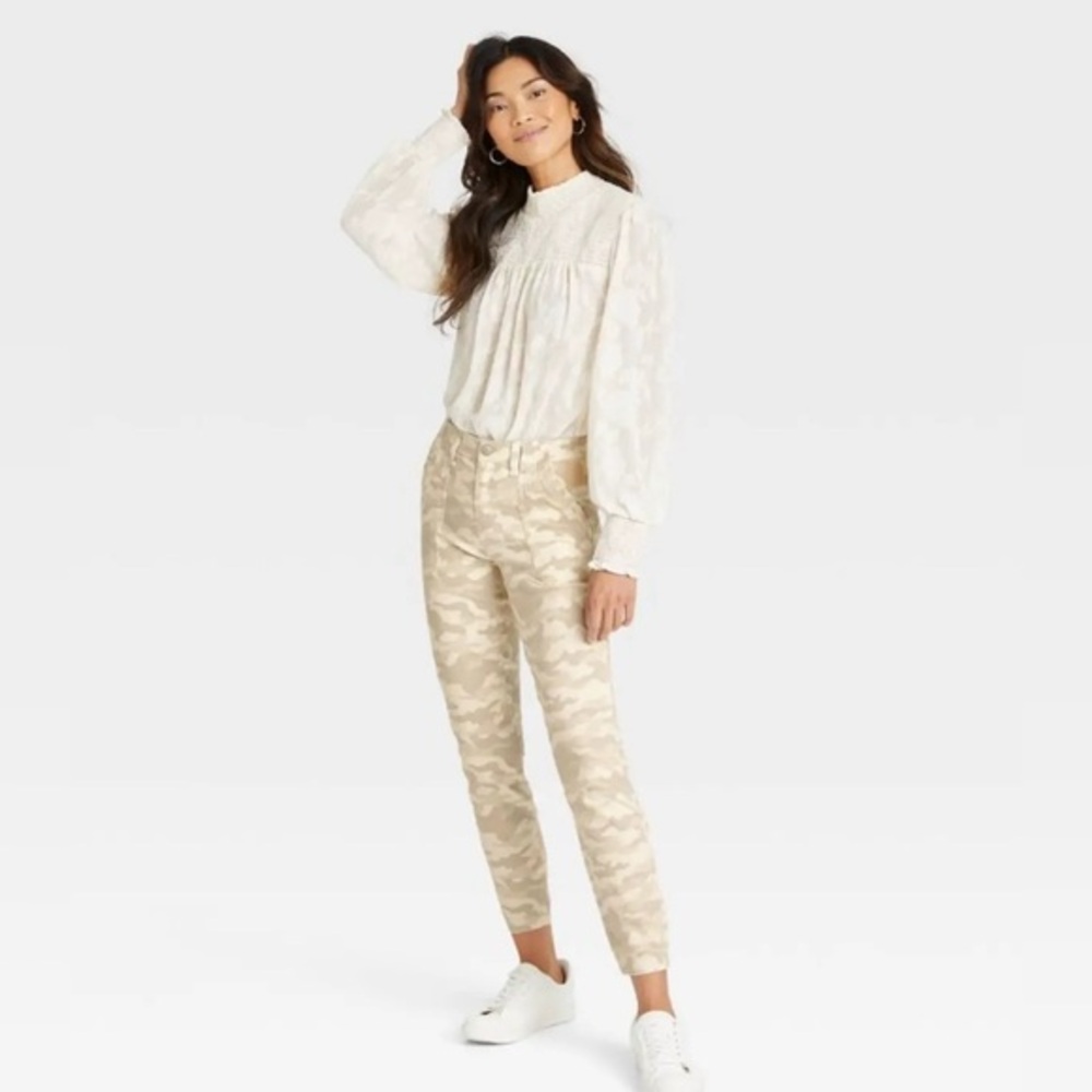 Knox Rose Women's High-Rise Skinny Utility Pants -  Beige Camo Size 8